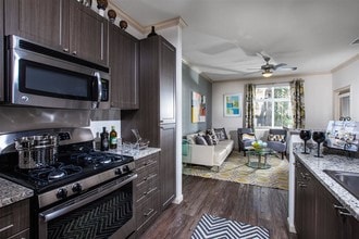 Building Photo - The Verdant Apartments