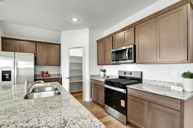 Foto del edificio - 1718 San Jacinto Dr