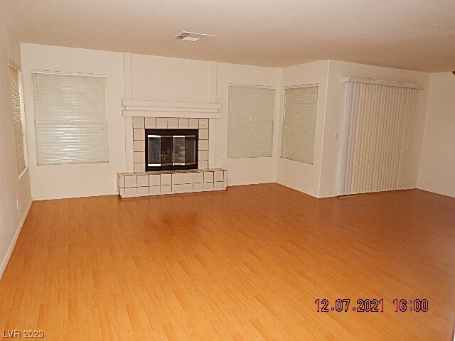 Building Photo - 1641 N Sand Canyon Dr