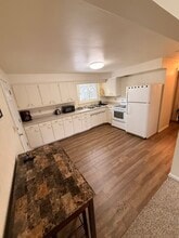 Building Photo - 310 Poplar St