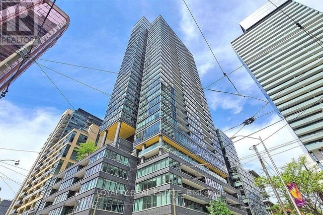 Building Photo - 8-3308 Charlotte St