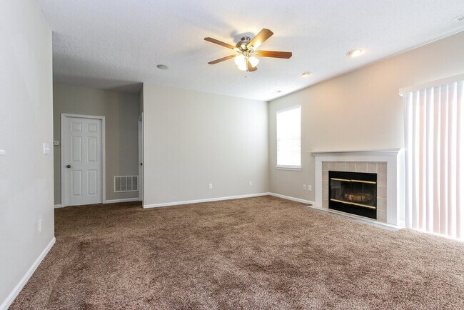 Foto del edificio - 4072 Mossy Bank Rd