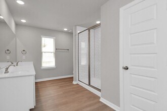 Building Photo - 27111 Bahia Grove Dr