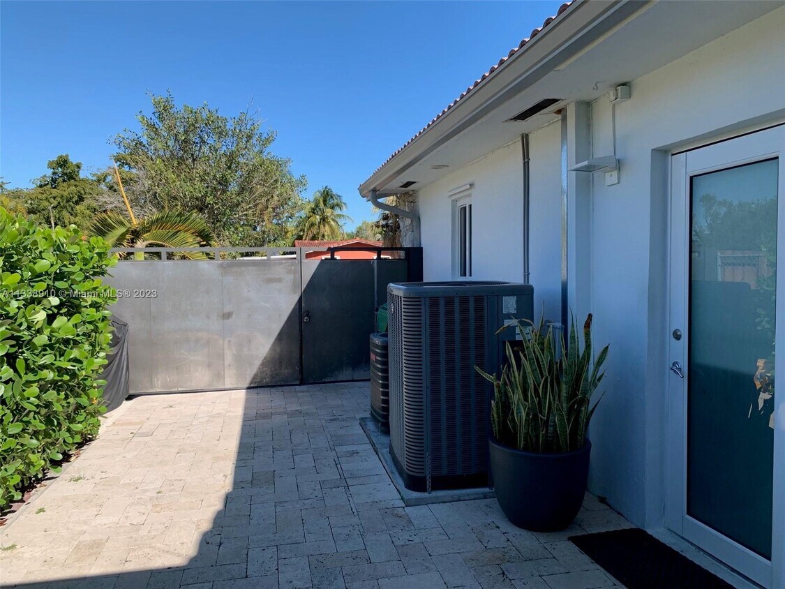 Foto principal - 13810 SW 71st Ln