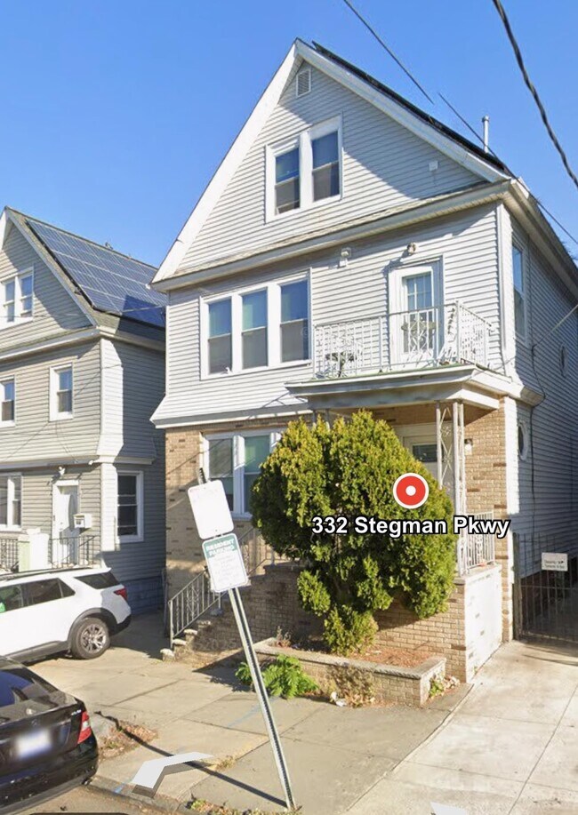 Building Photo - 332 Stegman Pkwy