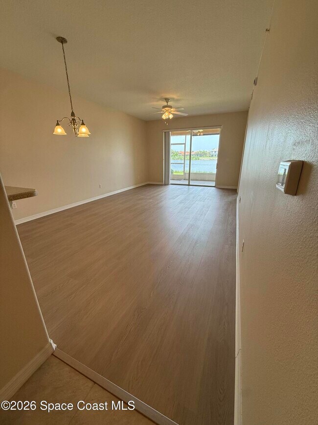 Foto del edificio - 6838 Toland Dr