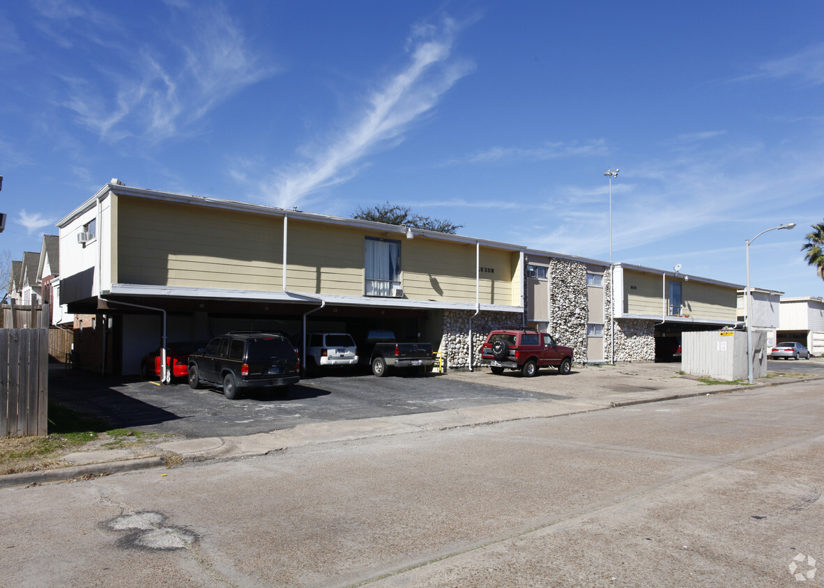 Foto principal - 9610 Marlive Ln