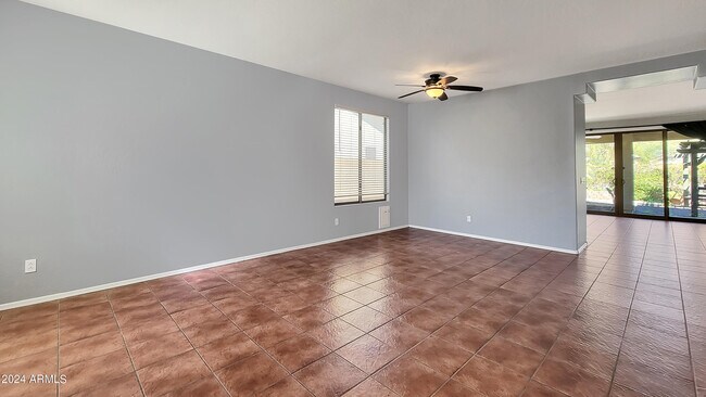 Building Photo - 17526 W Cardinal Dr