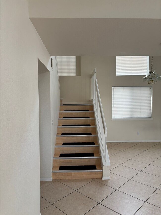 Foto del edificio - 2408 Moon Shore Dr