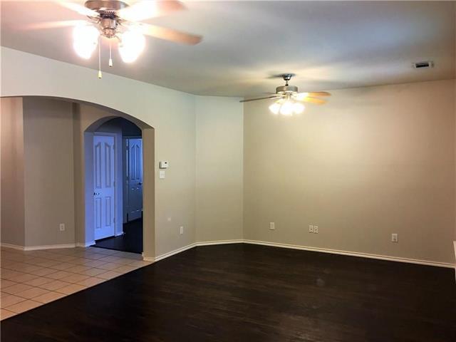 Building Photo - 8004 Ranchvale Ln