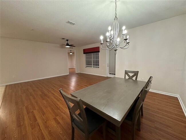 Building Photo - 5049 Shoreway Loop