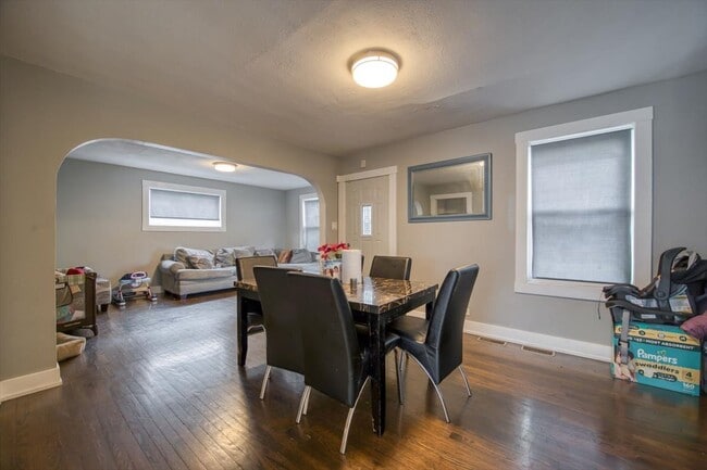 Foto del edificio - 702 Jackson St