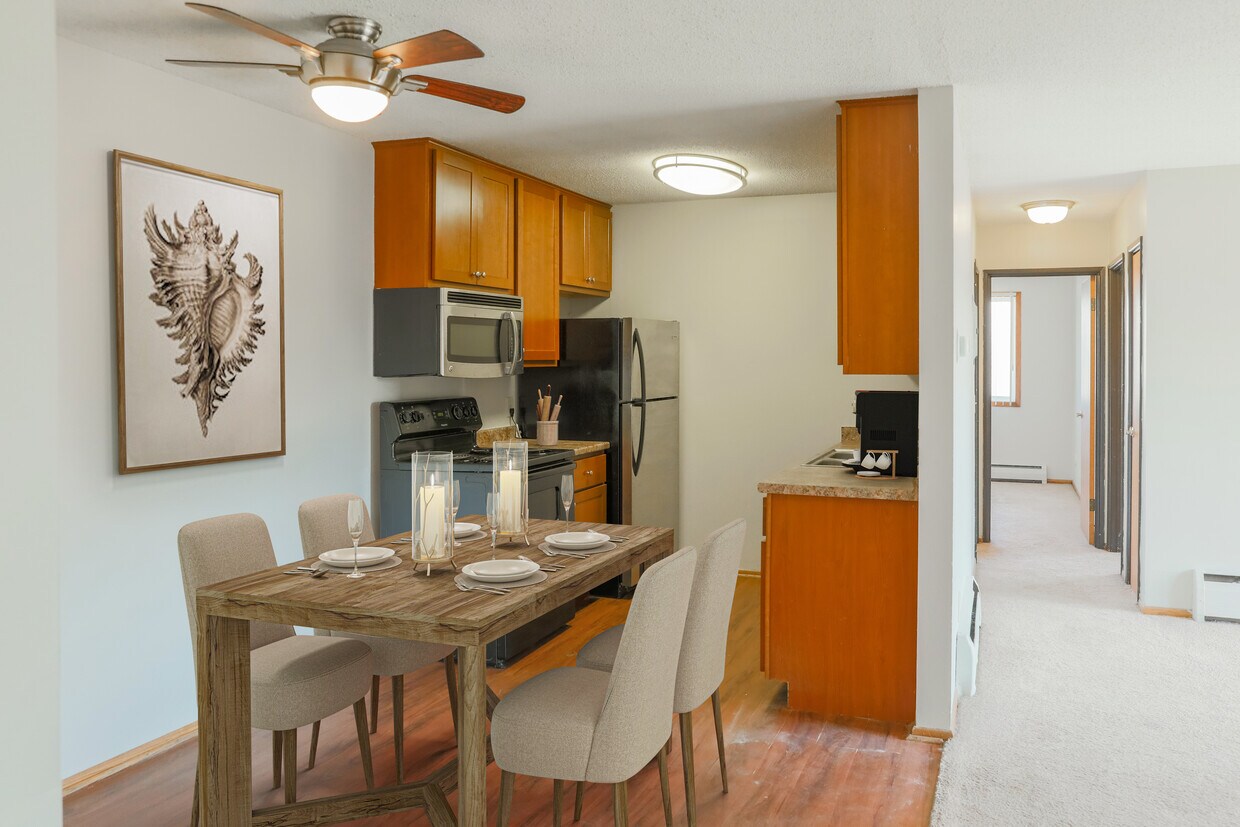 Fountain Terrace Apartments in New Brighton, MN