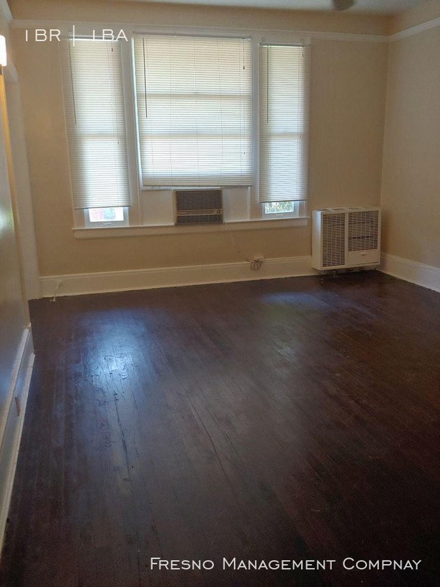 Primary Photo - 1047 N Fulton St