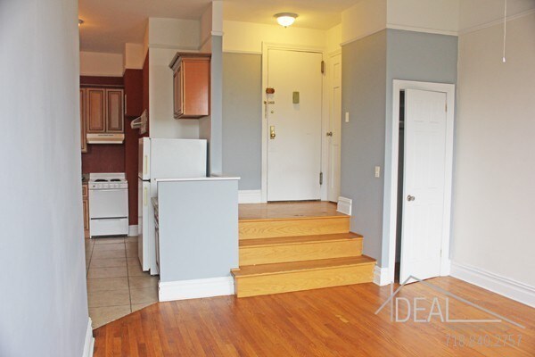 Building Photo - 211 Park Pl