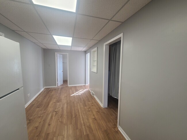 Building Photo - 5515 Greenview Rd
