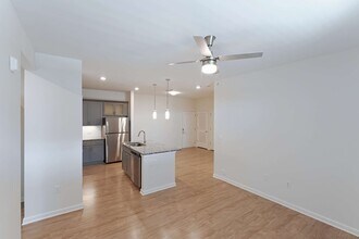 Building Photo - Evolve New Hope Farm