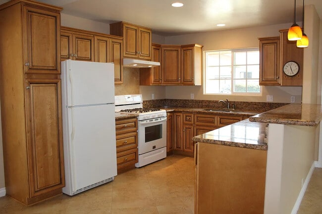 Foto del edificio - 2750 Dahlia Ave