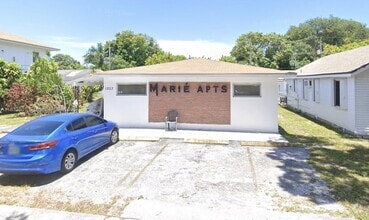 Building Photo - 1203 N 17th Ct
