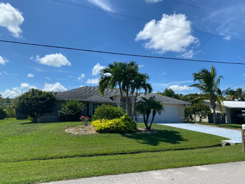 Primary Photo - 2450 SE Perugia St
