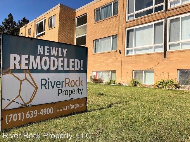 Foto del edificio - 816-820 24th Ave S