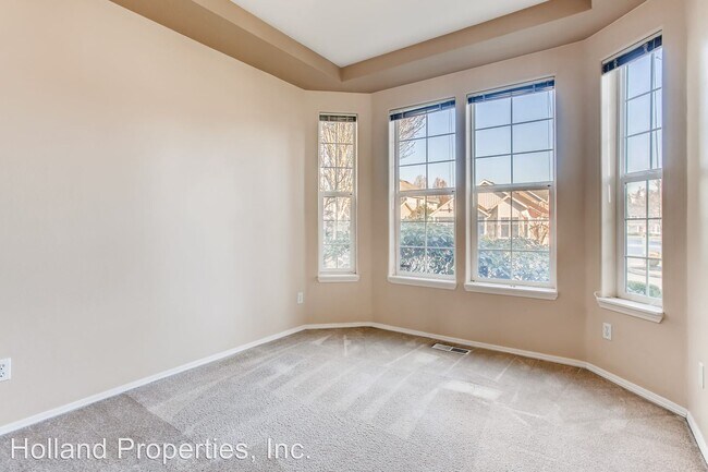 Building Photo - 3 br, 2.5 bath House - 16940 SW Kattegat Dr.