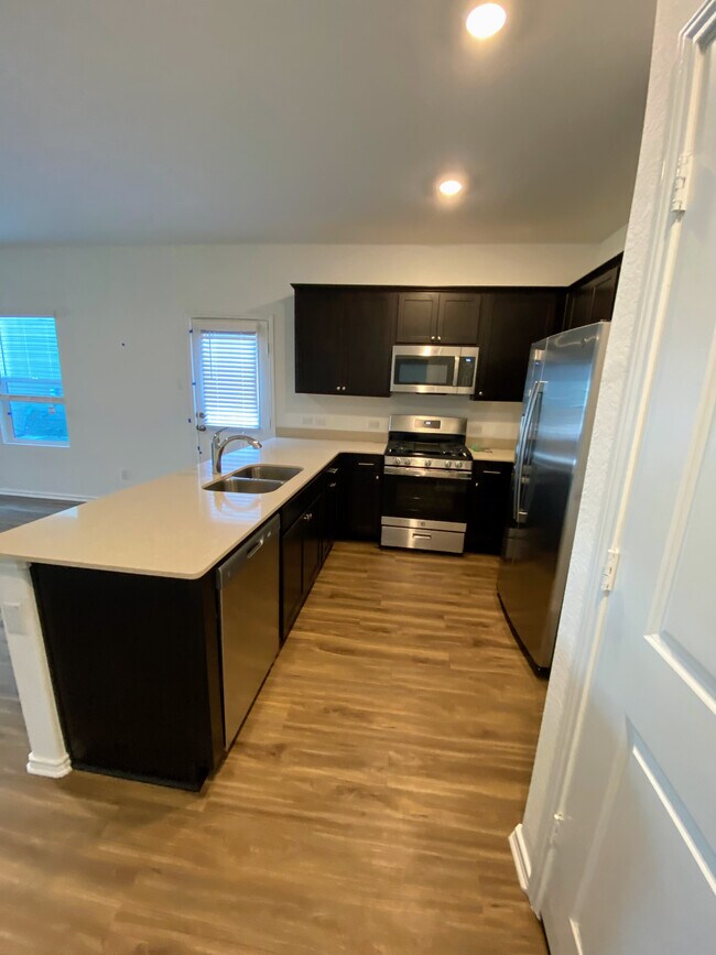 Foto del edificio - Room in House on Gabbro Gdns