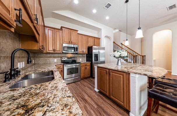 Building Photo - 1210 Magellan