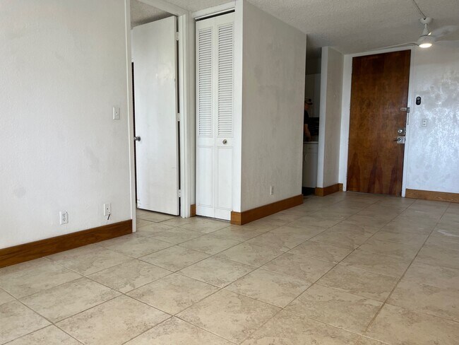 Foto del edificio - 1600 Wilikina Dr