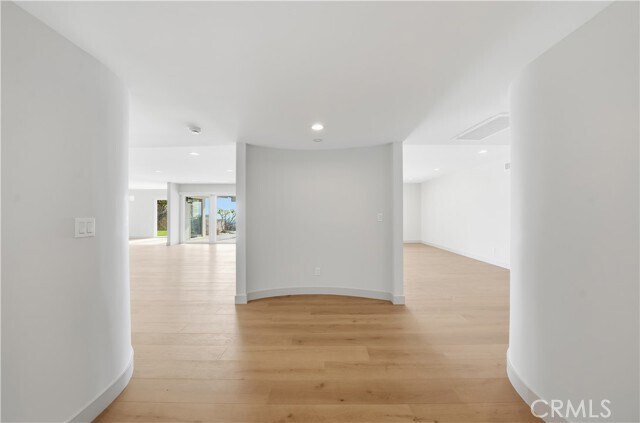 Building Photo - 5527 Burning Tree Dr