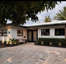 Building Photo - 1251 SW 11th Terrace