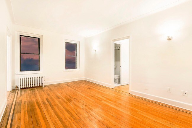 Building Photo - 4309 47th Ave