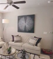 Foto del edificio - 10024 Emerald Creek Dr