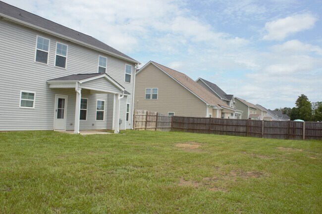 Building Photo - 2143 Stafford Dr