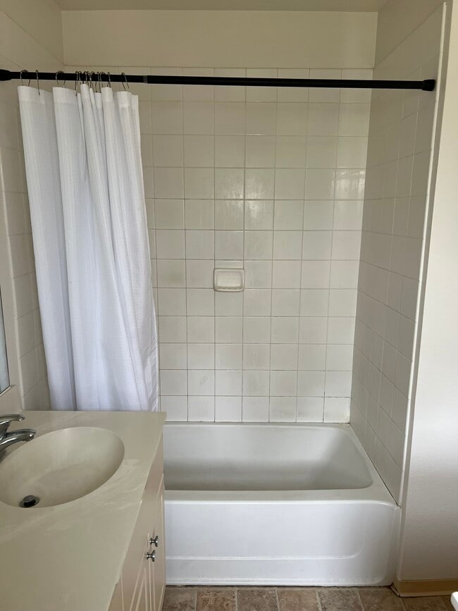 Foto del edificio - 87-1976 Pakeke St