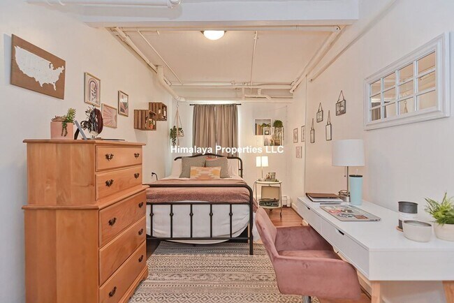 Foto del edificio - 133 Hillside St