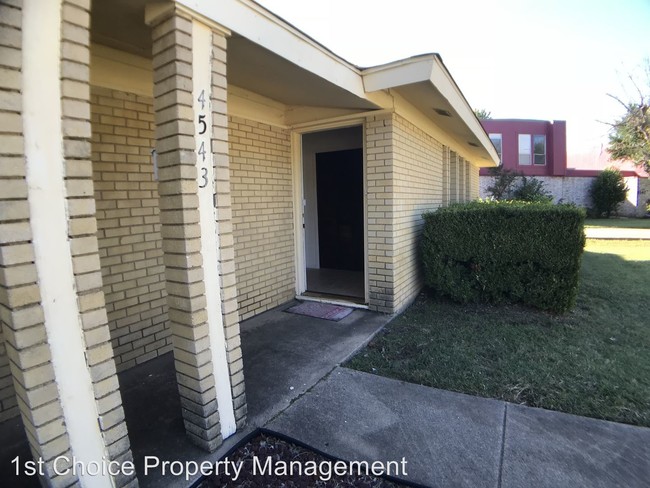 Building Photo - 4541 Altamesa Blvd
