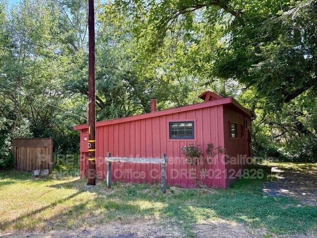 Building Photo - 6790 Petersen Rd