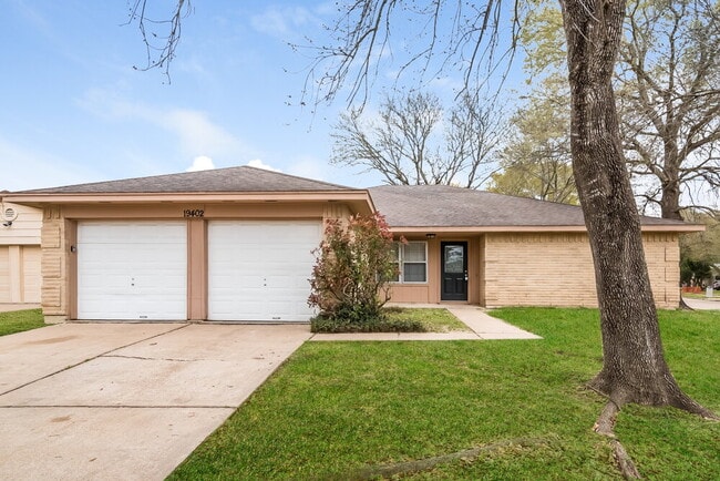 Building Photo - 19402 San Gabriel Dr