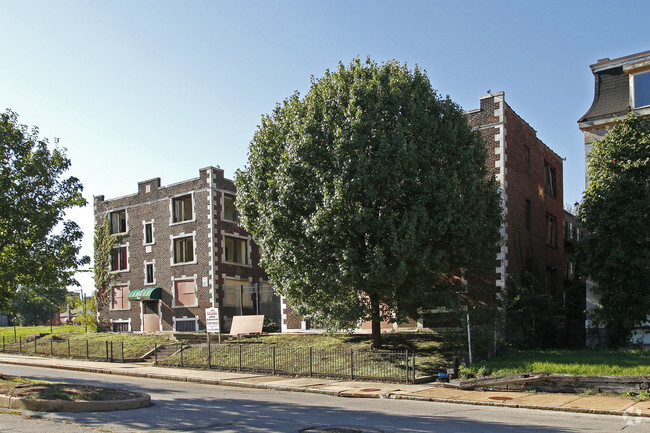 Cook Apartment - Cook Apartments