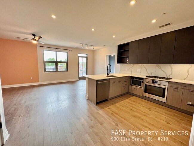 Foto del edificio - 900 11th St SE