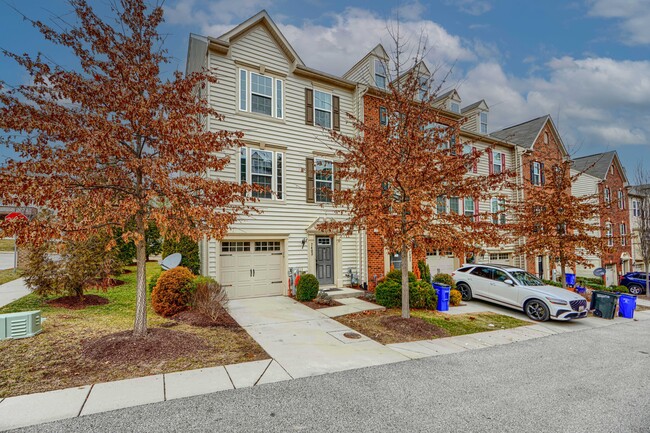 Building Photo - 7403 Wild Honey Way