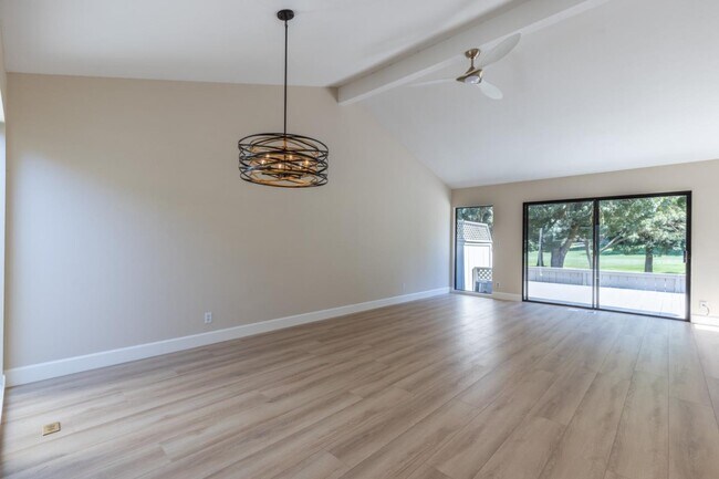 Foto del edificio - 2128 Presidio Ct