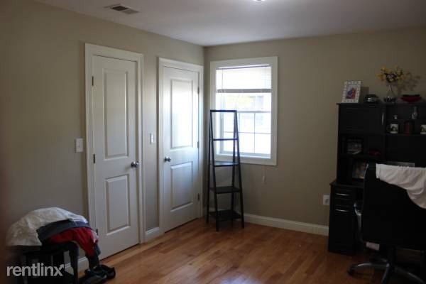 Primary Photo - 187 Elm St