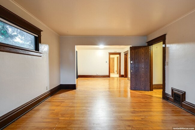 Foto del edificio - 111 W Parkway Ave