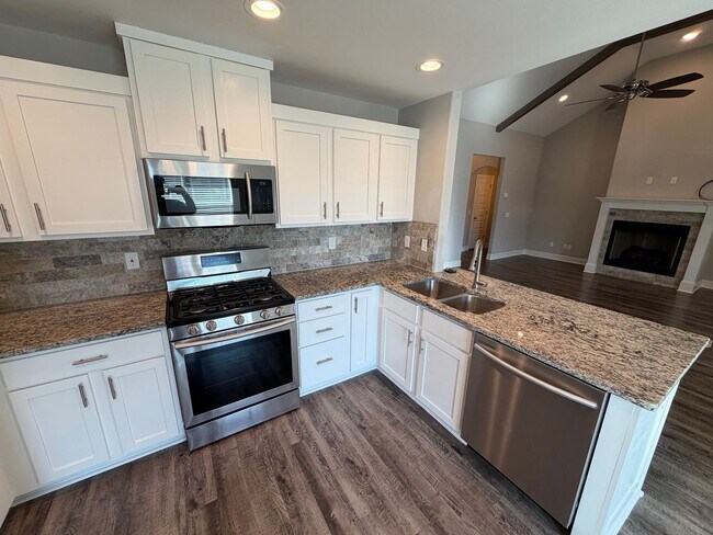 Foto del edificio - 6025 W Quinn St