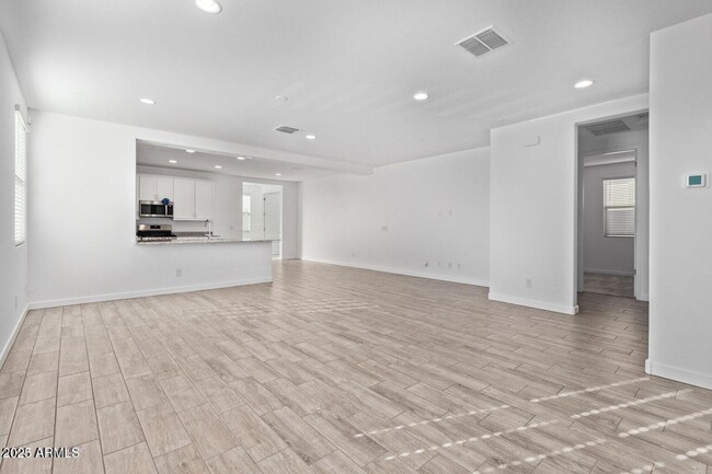 Building Photo - 32514 N 20th Gln