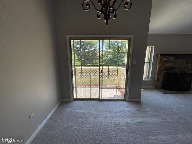 Building Photo - 708 Remington Ct