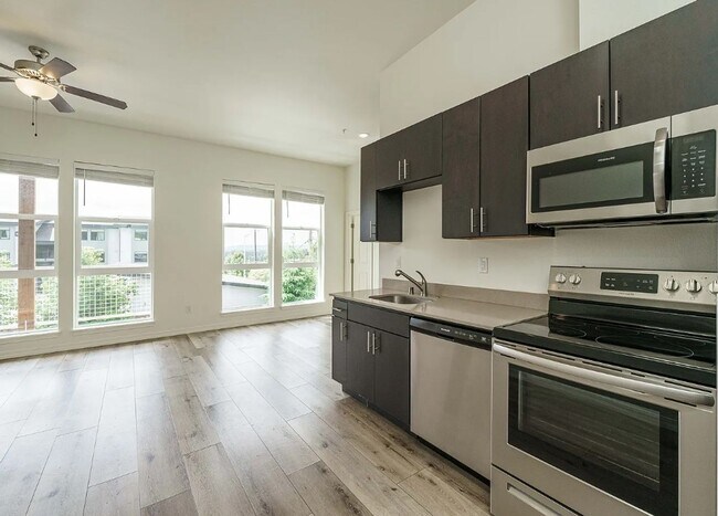 Foto del edificio - Evergreen Multiplex