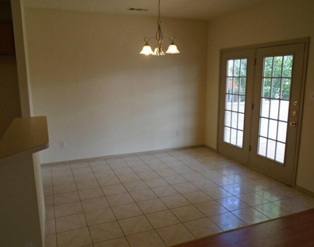 Building Photo - 118 Brookshore Dr